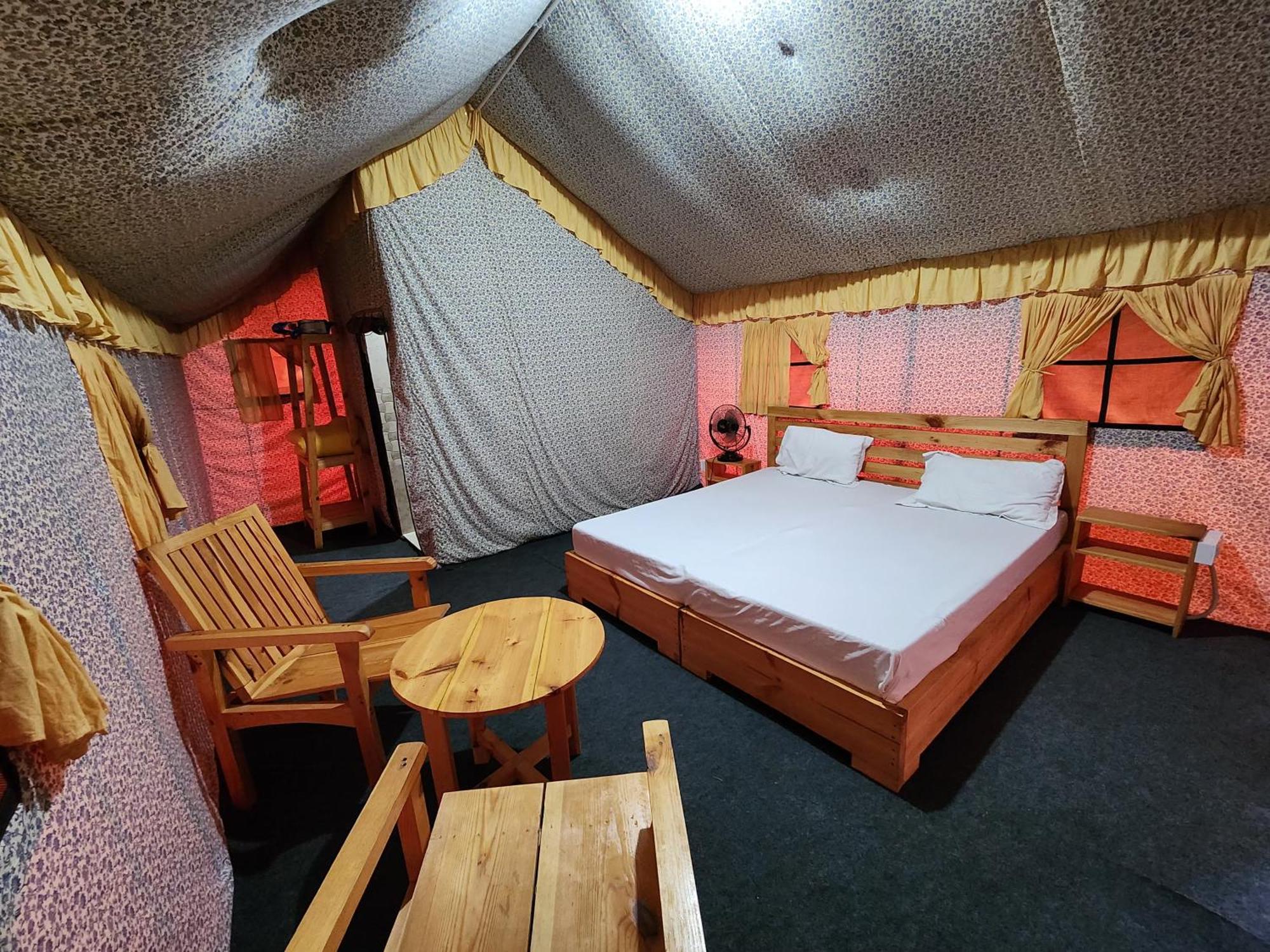 Pālampur Hipostel Bir - Stay And Cafe מראה חיצוני תמונה
