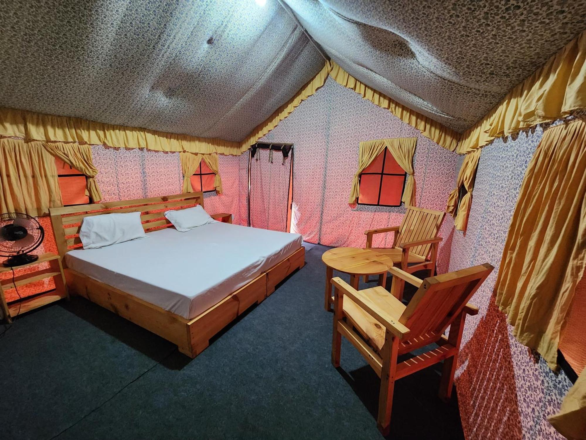 Pālampur Hipostel Bir - Stay And Cafe מראה חיצוני תמונה