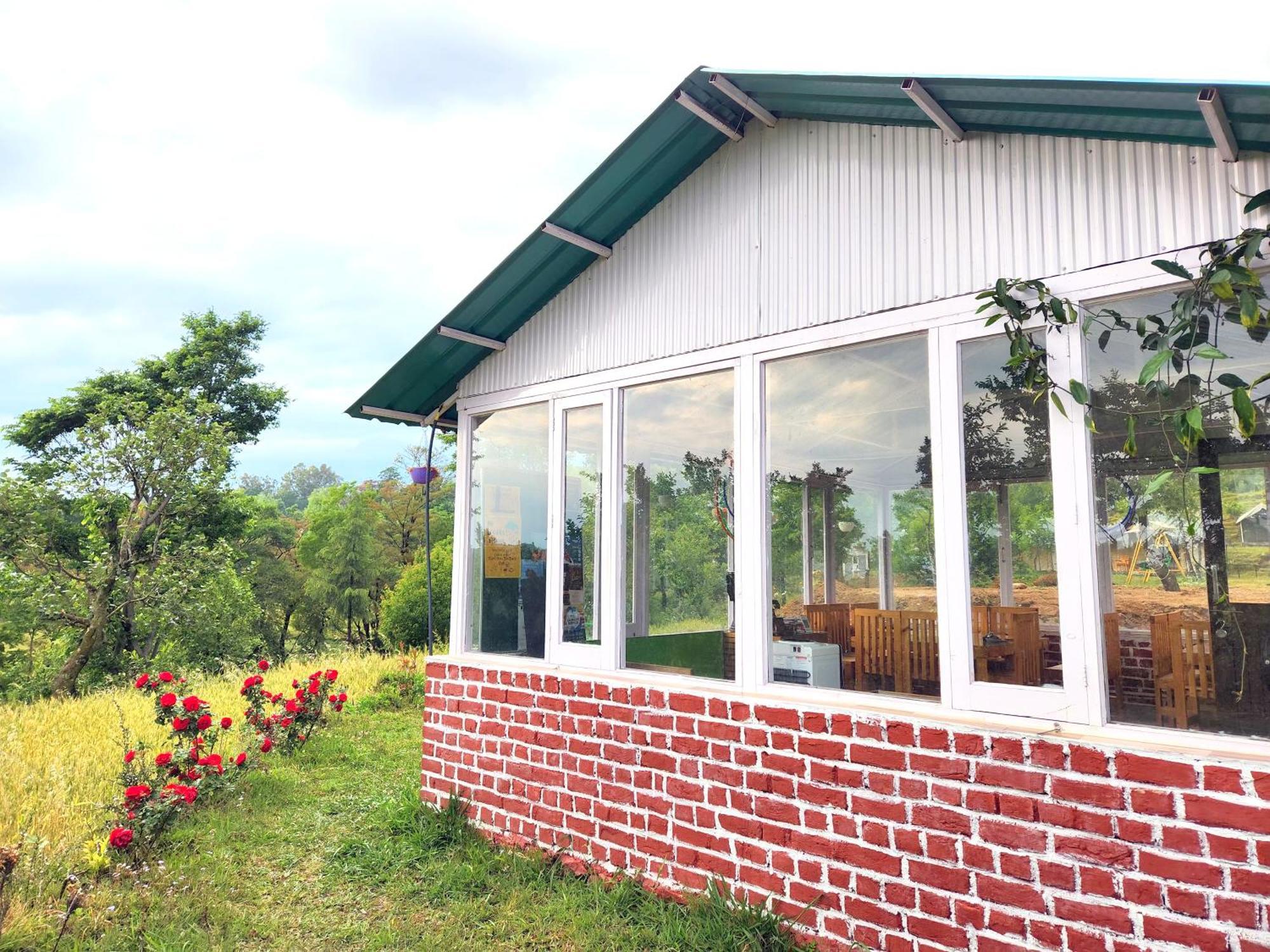 Pālampur Hipostel Bir - Stay And Cafe מראה חיצוני תמונה