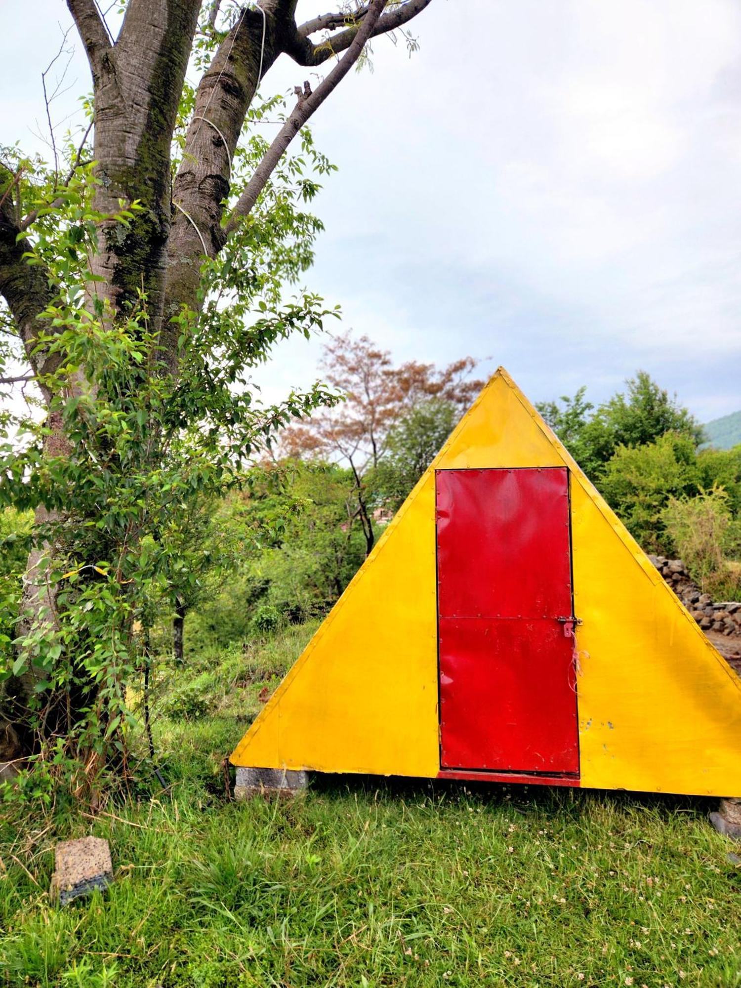 Pālampur Hipostel Bir - Stay And Cafe מראה חיצוני תמונה
